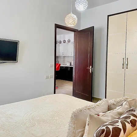 Rubinowy Czar Apartament Saranda