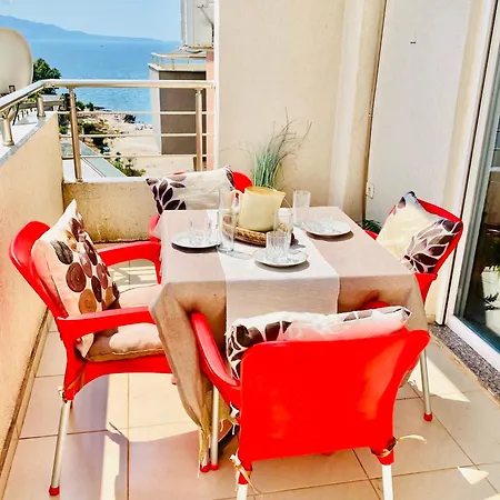 Beachfront Daire Saranda