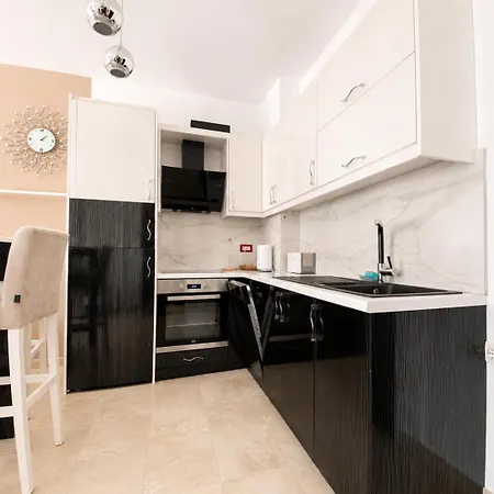 Beachfront Apartment Sarande