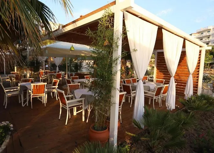 Beachfront Appartamento *