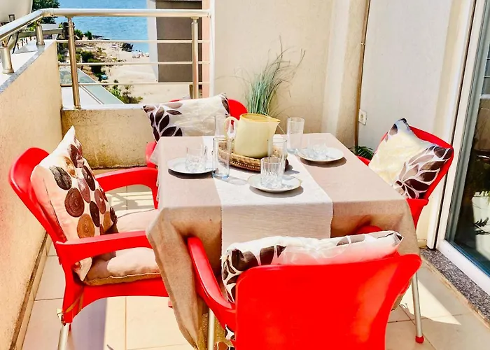 Beachfront Apartment Sarandë